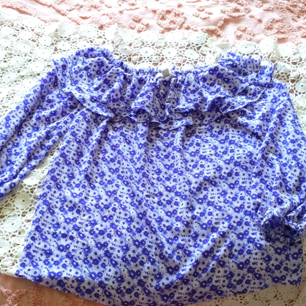 Michael kors off shoulder peplum top